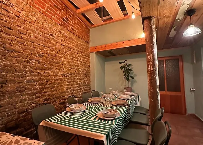 Stayhouse's - Modern,peaceful & Unique Mansion Вилла